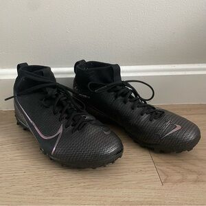 Nike Soccer Turf Cleats Size 5.5